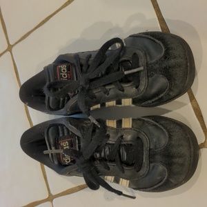 Adidas Sambas